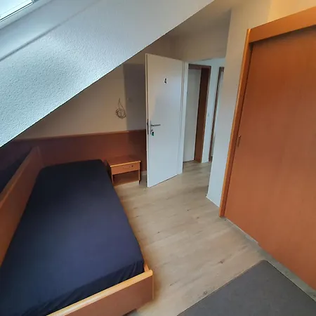 Apartman Monteurzimmermit Gemeinschafst Bad-kueche- Am Rhein Greffern